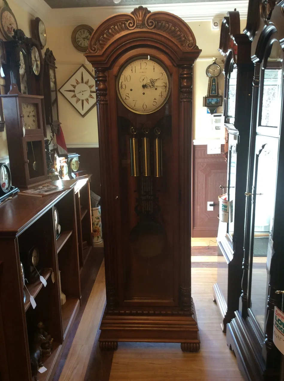 Howard Miller 610-838 SOLD - Clocks by Christopher